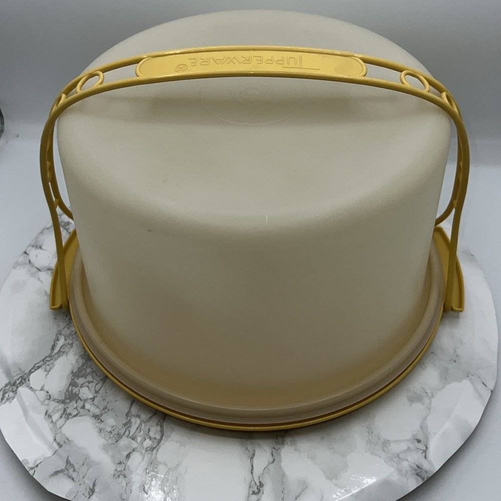 TUPPERWARE Vintage Harvest Gold Cake Carrier-683-7 - Picture 3 of 6